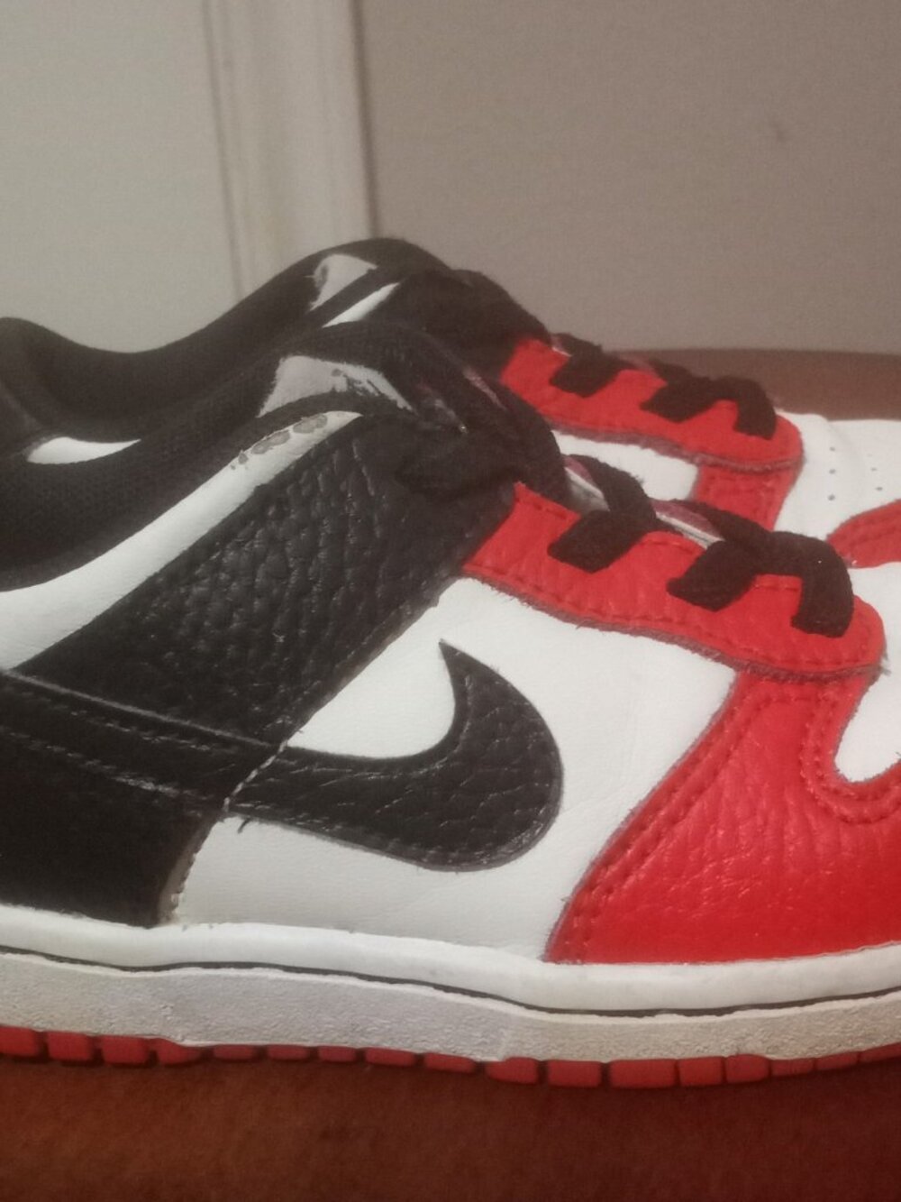Nike Dunk Low EMB NBA 75th Anniversary Chicago (TD) 9C (DC9562-100) - Picture 4 of 13